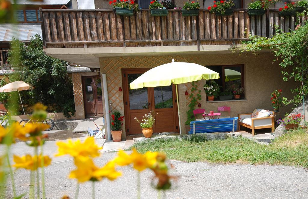 L' Edelweiss B&B Chambres D'Hotes Vallouise Bagian luar foto